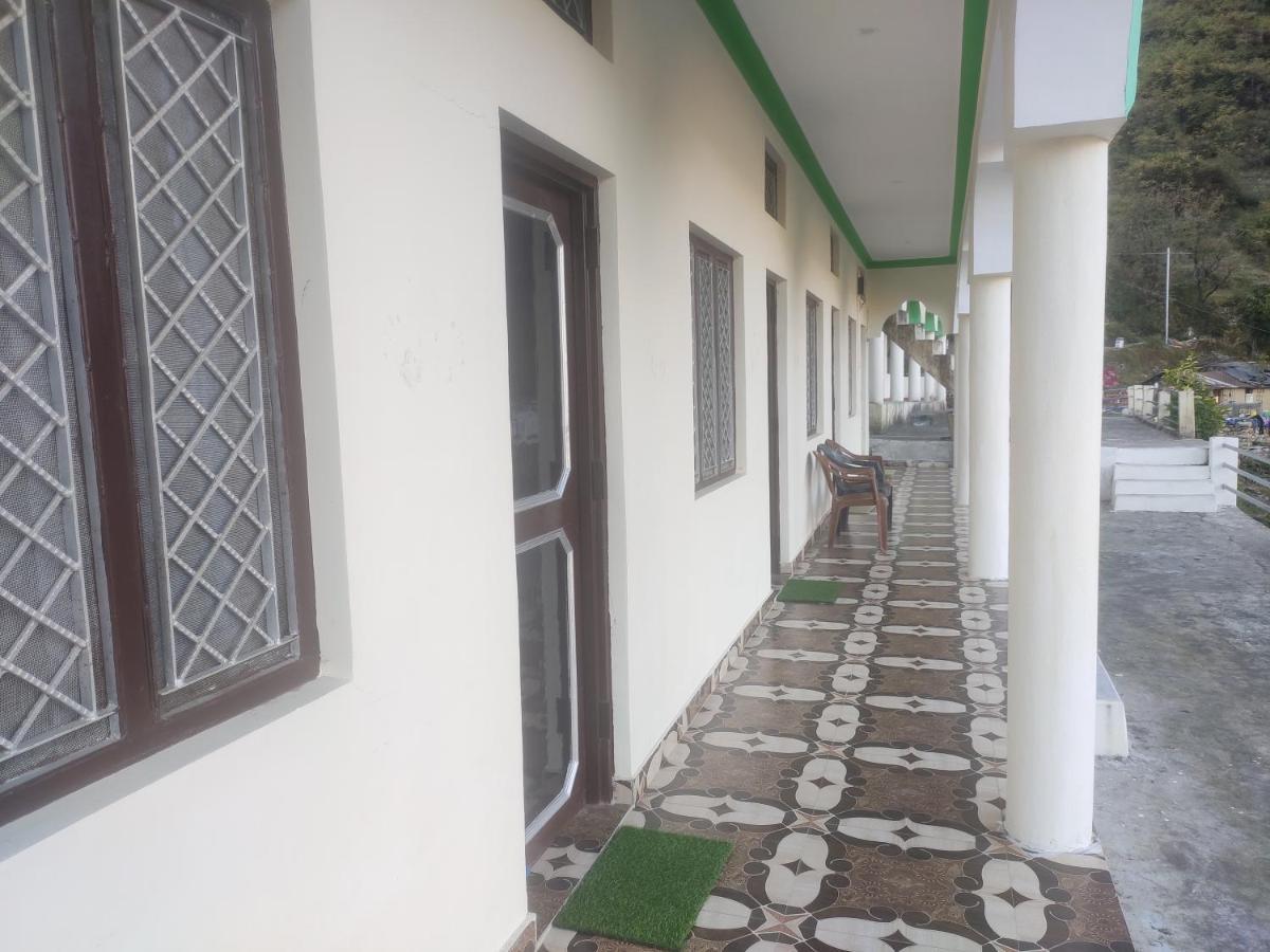Prince Homestay & Restaurant Rudraprayag Exterior photo